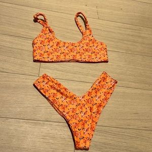 SKATIE like new MYA + MANDI size small